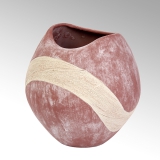 Lambert Yuka, karminrot